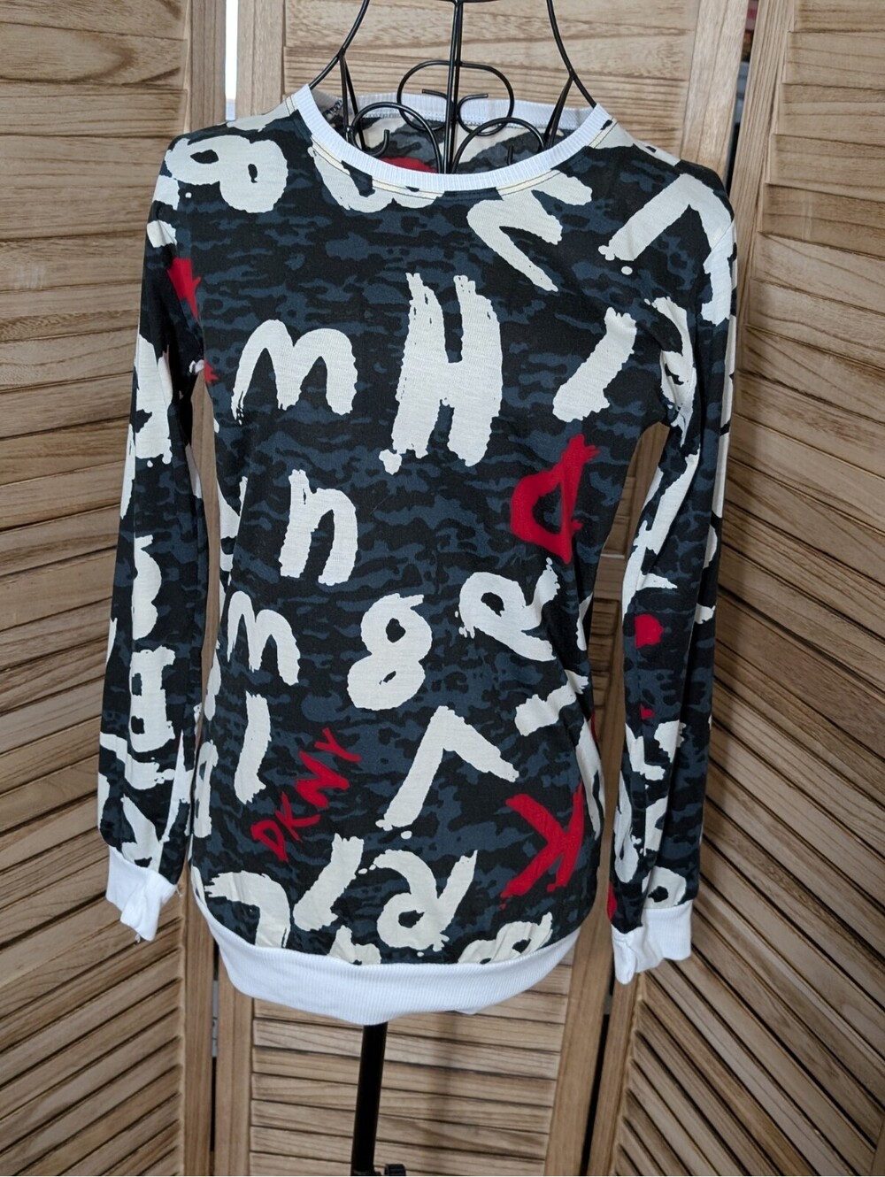 DKNY White/Black/Red Long Sleeve Sweat Shirt - Women's Sz Small